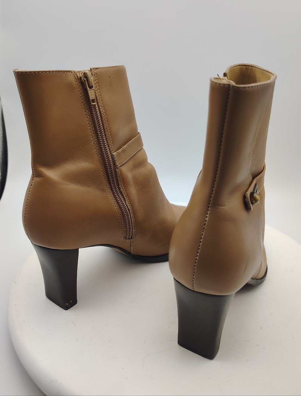 Women's Leather Tan Ankle Boot with Mid Heel Size 7.5 - Picture 10 of 15